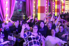 beste-Eventlocation-Berlin-Knutschfleck-Show-Theater-Variete-Bar-Erlebnisrestaurant-im-Fernsehturm-am-Alexanderplatz-49