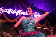 beste-Eventlocation-Berlin-Knutschfleck-Show-Theater-Variete-Bar-Erlebnisrestaurant-im-Fernsehturm-am-Alexanderplatz-55