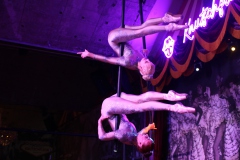 beste-Abend-Idee-fuer-Freitag-Abend-in-Berlin-Erlebnis-Bar-Eventlocation-und-Variete-Restaurant-Knutschfleck-im-Fernsehturm-am-Alexanderplatz-2026