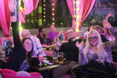 Knutschfleck-Variete-und-show-erlebnis-Restaurant-am-Alexanderplatz-Berlin-2026-32