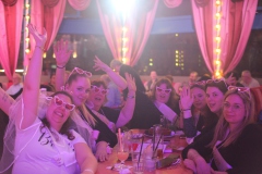 Knutschfleck-legendaerer-JGA-Berlin-Alexanderplatz-50-Personen10