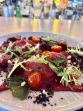 Stuffed-Signature-Pasta-Knutschfleck-Eventlocation-Variete-Dinner-Show-und-Party-Bar-Erlebnis-Restaurant-Super-Club-Berlin-im-Fernsehturm-Alexanderplatz