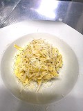 White-Trueffel-Pasta-Knutschfleck-Eventlocation-Variete-Dinner-Show-und-Party-Bar-Erlebnis-Restaurant-Super-Club-Berlin-im-Fernsehturm-Alexanderplatz