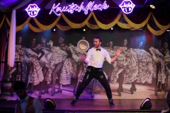 beste-Idee-fuer-deine-Busreise-Knutschfleck-Eventlocation-Variete-Dinner-Show-und-Party-Bar-Erlebnis-Restaurant-Super-Club-Berlin-im-Fernsehturm-Alexanderplatz