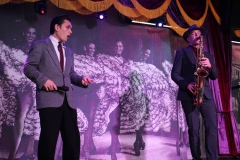 Knutschfleck-Variete-und-show-erlebnis-Restaurant-am-Alexanderplatz-Berlin4