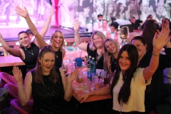 Knutschfleck-Variete-Erlebnis-Restaurant-und-Show-Bar-Eventlocation-Alexanderplatz-Berlin-10