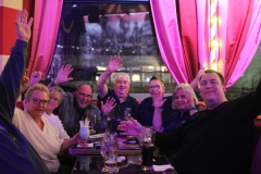 Knutschfleck-Variete-Erlebnis-Restaurant-und-Show-Bar-Eventlocation-Alexanderplatz-Berlin-19