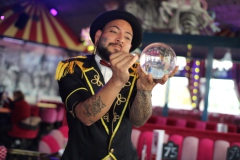 Knutschfleck-Variete-Erlebnis-Restaurant-und-Show-Bar-Eventlocation-Alexanderplatz-Berlin-31