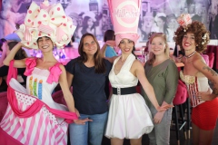 beste-Idee-Berlin-Brunch-mit-Show-und-Unterhaltung-im-Knutschfleck-Fernsehturm-am-Alexanderplatz-2026