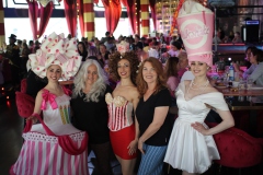 bester-Brunch-in-Berlin-uer-Gruppen-und-Reisen-nach-Berlin-Entertainment-Knutschfleck-Variete-Dinner-Show-Restaurant-Alexanderplatz-im-Fernsehturm