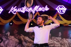 Knutschfleck-Bar-Dinner-Show-Erlebnis-Restaurant-Berlin-Fernsehturm-Alexanderplatz-0