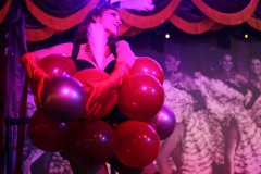 Knutschfleck-Bar-Dinner-Show-Erlebnis-Restaurant-Berlin-Fernsehturm-Alexanderplatz-14