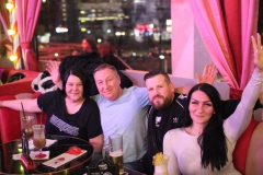 Knutschfleck-Bar-Dinner-Show-Erlebnis-Restaurant-Berlin-Fernsehturm-Alexanderplatz-35