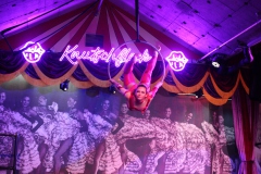 Knutschfleck-Bar-Dinner-Show-Erlebnis-Restaurant-Berlin-Fernsehturm-Alexanderplatz-45