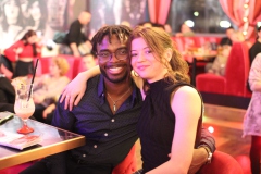 Knutschfleck-Bar-Dinner-Show-Erlebnis-Restaurant-Berlin-Fernsehturm-Alexanderplatz-53