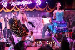 Knutschfleck-Bar-Dinner-Show-Erlebnis-Restaurant-Berlin-Fernsehturm-Alexanderplatz-6