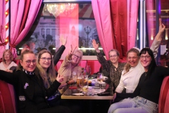 Knutschfleck-Bar-Dinner-Show-Erlebnis-Restaurant-Berlin-Fernsehturm-Alexanderplatz-70
