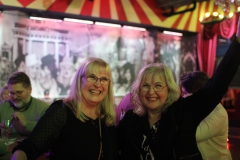 Beste-Bar-Knutschfleck-Variete-Erlebnisrestaurant-Berlin-am-Alexanderplatz-unterm-Fernsehturm-27.01.2026-1