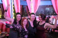 Knutschfleck-Variete-und-show-erlebnis-Restaurant-am-Alexanderplatz-Berlin-2026-25