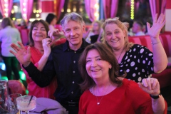 Knutschfleck-Variete-und-show-erlebnis-Restaurant-am-Alexanderplatz-Berlin-2026-44