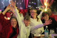 Variete-Dinner-Show-Bar-Restaurant-Knutschfleck-Berlin-Alexanderplatz-Fernsehturm-1