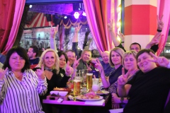 Variete-Dinner-Show-Bar-Restaurant-Knutschfleck-Berlin-Alexanderplatz-Fernsehturm-17
