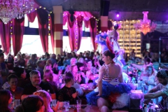 Variete-Dinner-Show-Bar-Restaurant-Knutschfleck-Berlin-Alexanderplatz-Fernsehturm-3