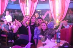 55-best-Entertainment-Bar-and-Variete-Dinner-Show-Restaurant-Berlin-Alexanderplatz-2026