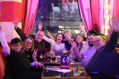 Beste-Show-Dinner-Bar-und-Erlebnis-Restaurant-Berlin-Knutschfleck-am-Alexanderplatz-36