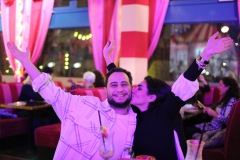 Beste-Show-Dinner-Bar-und-Erlebnis-Restaurant-Berlin-Knutschfleck-am-Alexanderplatz-44