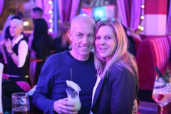 Beste-Show-Dinner-Bar-und-Erlebnis-Restaurant-Berlin-Knutschfleck-am-Alexanderplatz-52