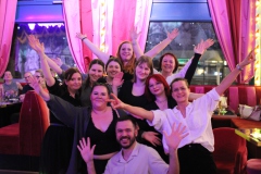 Beste-Show-Dinner-Bar-und-Erlebnis-Restaurant-Berlin-Knutschfleck-am-Alexanderplatz-7