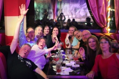 Geburtstag-feiern-Berlin-Knutschfleck-Show-und-Party-Bar-und-Dinner-Show-Restaurant-Berlin-Alexanderplatz-2026