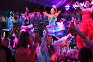 Variete Show im Knutschfleck