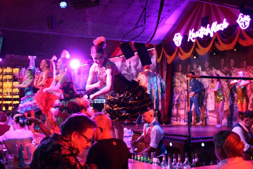 Knutschfleck Showbar 