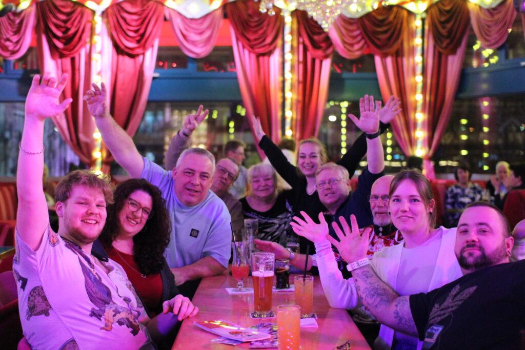 Knutschfleck Berlin Deutsches Restaurant Alexanderplatz Berlin sucht dich: Koch mit Herz, Talent und Persönlichkeit (m/w/d).