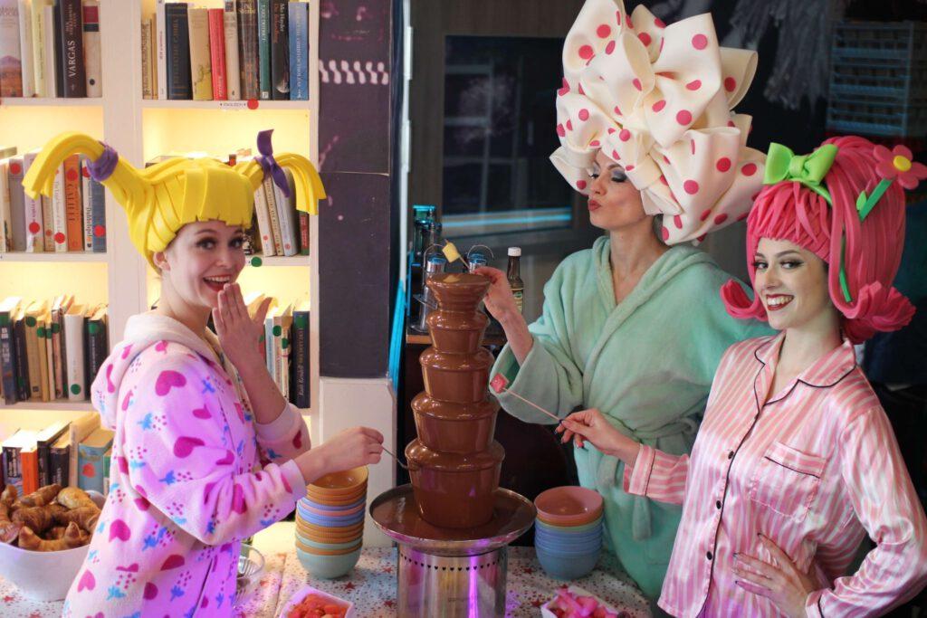 Colorful Berlin Brunch at Knutschfleck under the TV Tower