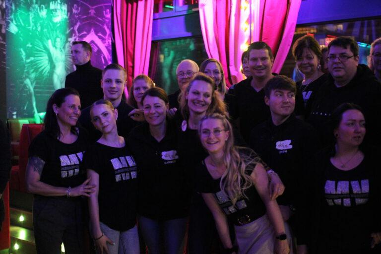 Firmenevents im Knutschfleck Berlin: Hebt eure Wochenend-Teamfeiern auf ein neues Level