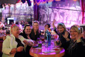 Ultimate-Girls-Night-at-Knutschfleck-Berlin