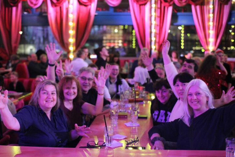 Eventlocation mit All Inclusive Paketen am Alexanderplatz: Feiern im Knutschfleck Berlin