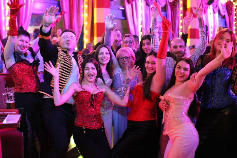 Gutscheine, die glitzern: Das Geschenk, das jede Party entfacht!