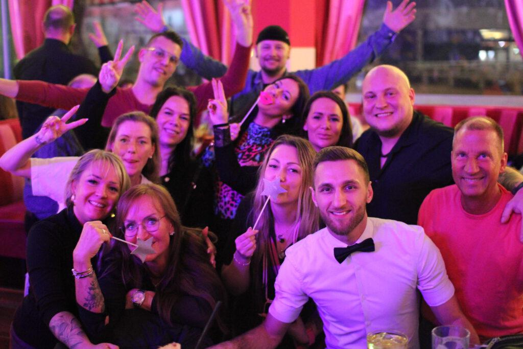 Ostern in Berlin wird wild: Warum Karfreitag und Ostersamstag im Knutschfleck dein Frühlings-Highlight werden