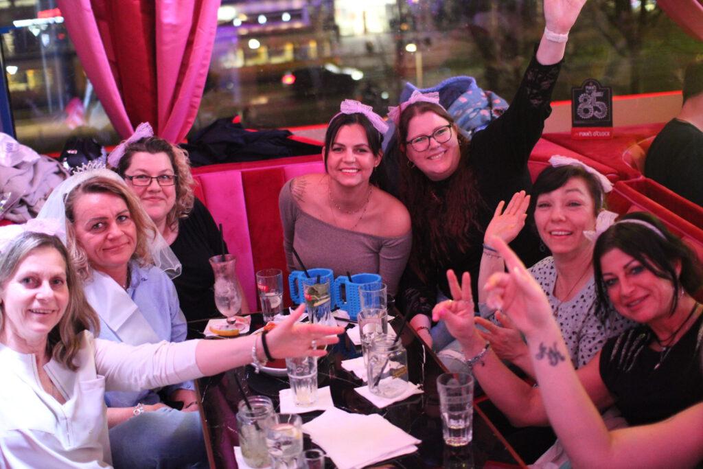 JGA in Berlin: Bist du ready für die legendärste Nacht deines Lebens im Knutschfleck?