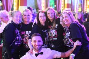 Junggesellenabschied der Superlative im Knutschfleck: Epische Nacht, unvergessliche Crew!
