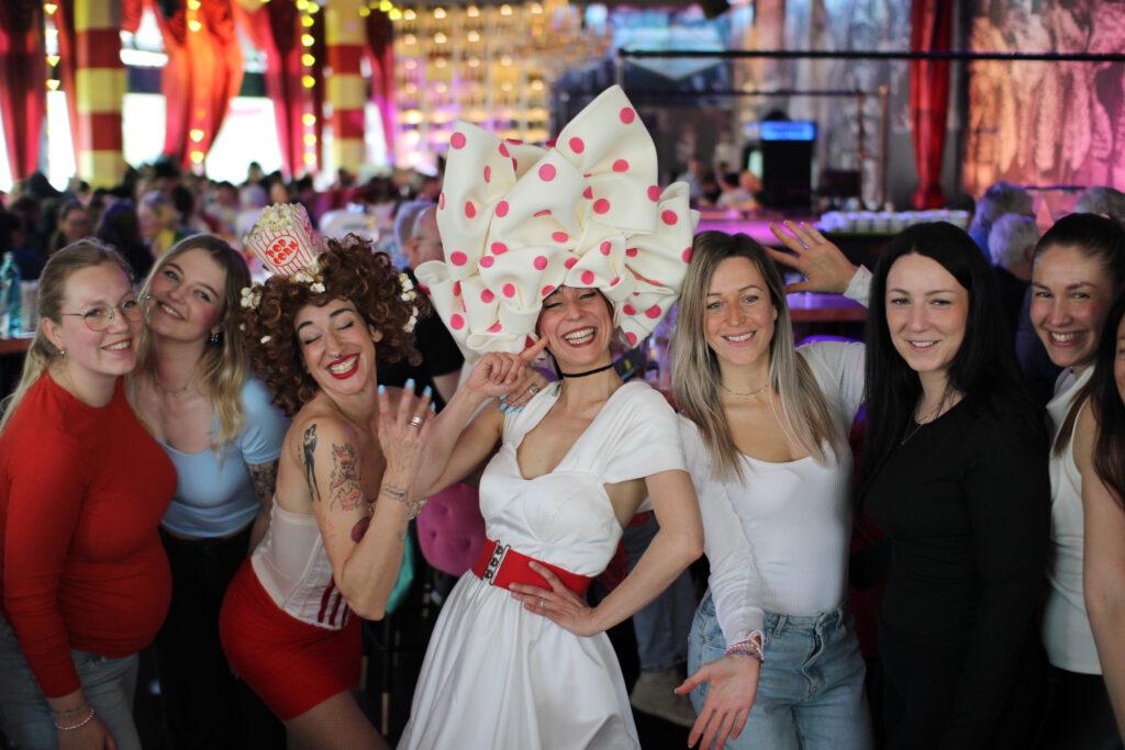 Brunch unterhaltung Berlin Alexanderplatz