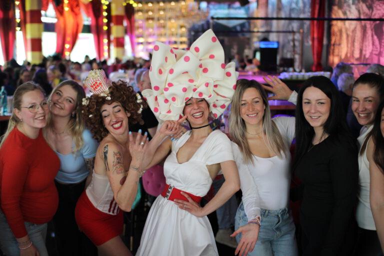 Brunch unterhaltung Berlin Alexanderplatz