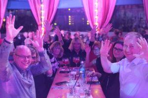 Erlebnis Restaurant für touristen unterm Fernsehturm