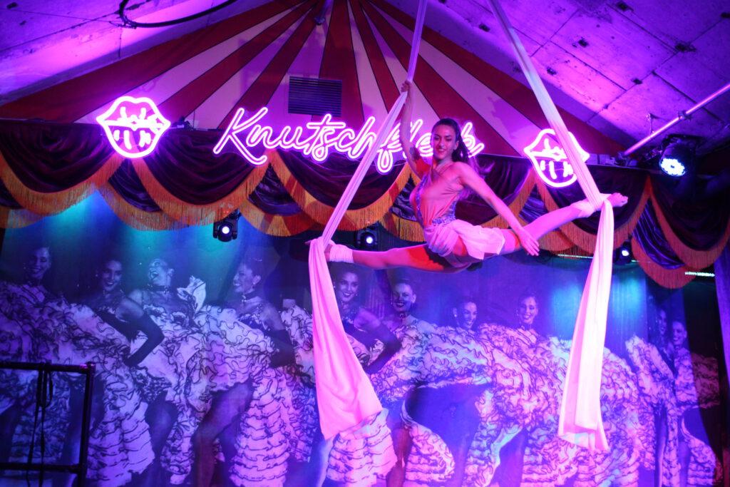 Varieté Show Theater Dinner Show Pakete