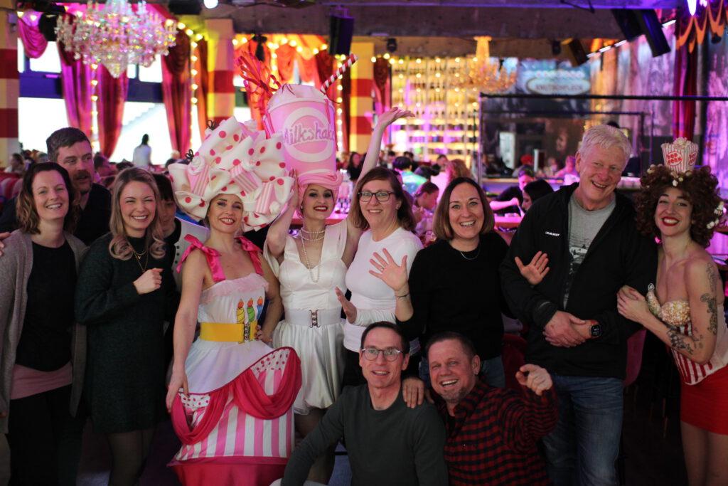 Sonntagsbrunch Berlin im Knutschfleck am Alexanderplatz beim Schlemmerbuffet