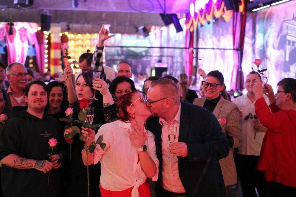 Hochzeit feiern im Knutschfleck 